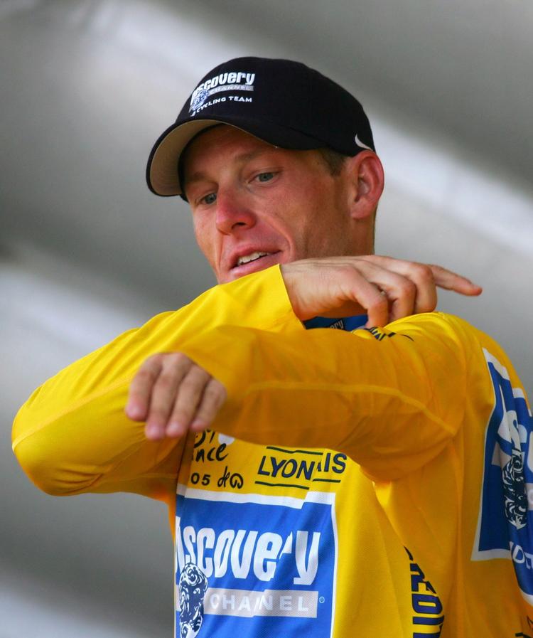 Gult. Lance Armstrong risikerer måske at miste sine syv gule trøjer fra Tour de France i årene 1999-2005. 