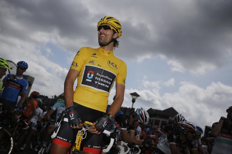 Gult. Fabian Cancellara er den rytter i Tour-feltet, som har vundet flest gule trøjer, og med mindre alt går galt på dagens etape, så vil han får overrakt en ny sidst på eftermiddagen. 