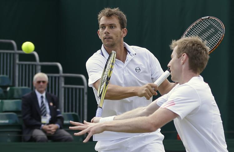 FINALEKLAR. Frederik Løchte Nielsen (tv) og Jonathan Murray kom ind i Wimbledon på et wildcard. Nu er de i finalen. 