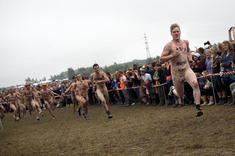 Dingleri. Petur Geir Gretarsson satte konkurrenterne grundigt på plads i nøgenløbet på Roskilde. 