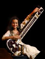 På vej. Anousha Shankar arbejder lige nu på et nyt album inspireret af Londons multikulturelle byrum.