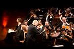 Respekt.  Herbert Blomstedt er en nærmest elsket æresdirigent i DR SymfoniOrkesteret. Senest dirigerede han for få uger siden Brahms' rekviem i Koncerthuset i en pragtopførelse. 