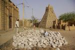Ødelagt. Den berømte Djingareybar moské i Timbuktu i Mali. 