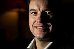 Kritik. Ligestillingsminister Christian Friis Bach vil arbejde for mere seksualoplysning til verdens kvinder. 