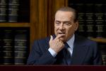 POLITIK. Berlusconi har flere gange stået i spidsen for Italiens regering. Nu vil han gerne til magten igen. 