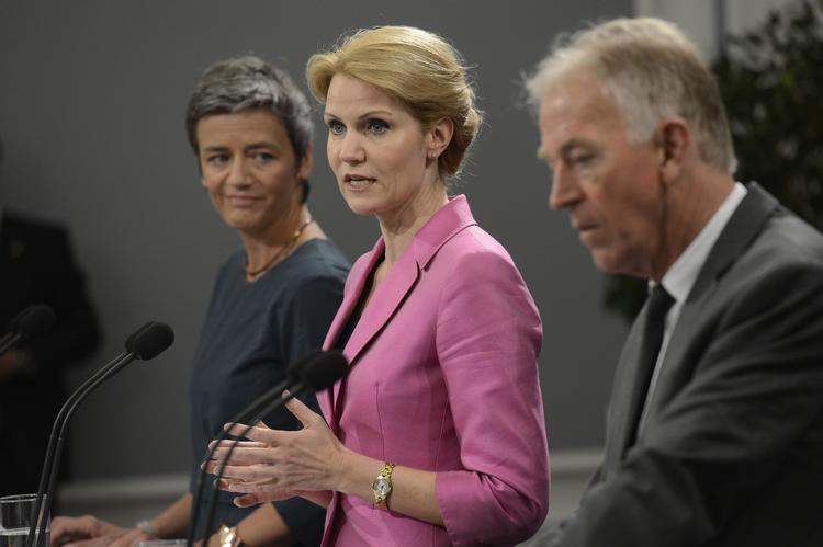 handlingslammet. Regeringen er i evig forhandling med sig selv. 