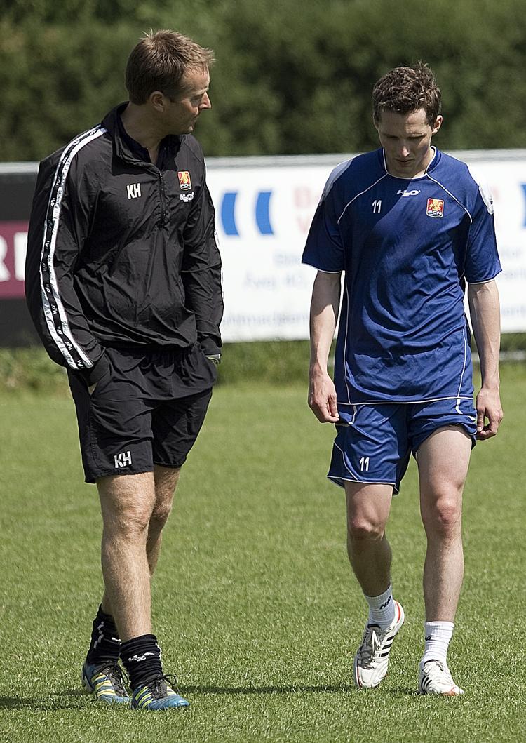 MESTRE. Morten Nordstrand (th) er en af de nye spillere, som skal hjælpe Kasper Hjulmand og resten af FCN-mandskabet med at genvinde danmarksmesterskabet. 