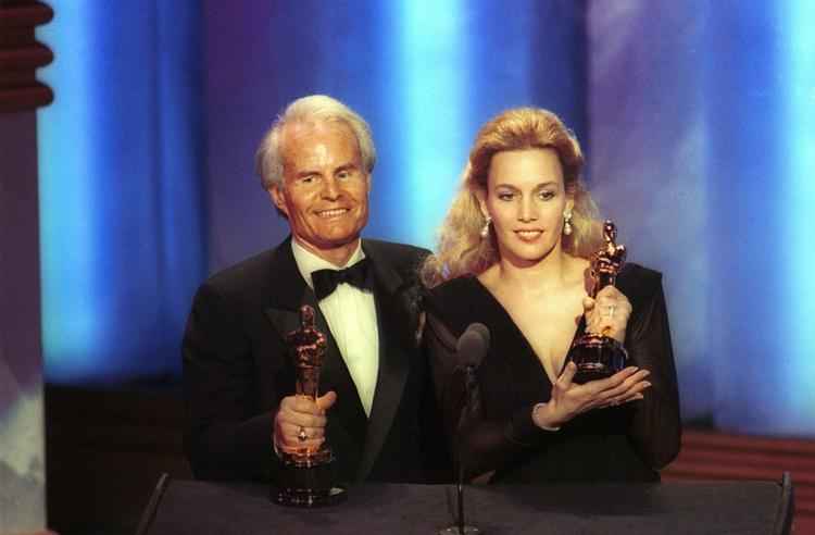 Oscar. I 1990 modtog nu afdøde filmproducent Richard Zanuck sammen med sin kone Lili Fini Zanuck en Oscar for filmen Driving Miss Daisy. 