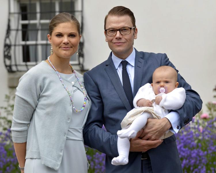 Hurra. I dag bliver Sveriges kronprinsesse Victoria 35 år. 