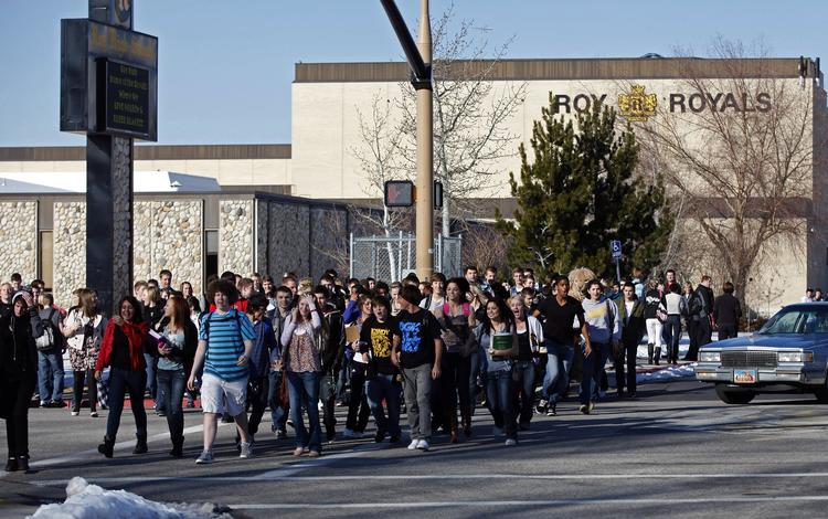 Skolegang. Utahs gymansieelever - som her i byen Roy - bør overveje det en ekstra gang, før de tager en pjækkeedag. Den slags bliver ikke tolereret. 