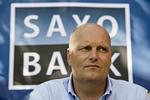 VRED. Bjarne Riis mener, at de personer, der havde smidt søm på dagens etape skal straffes. 