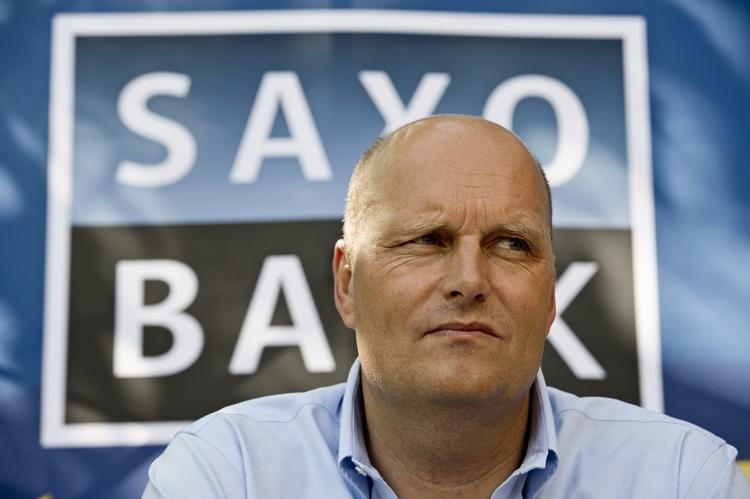 VRED. Bjarne Riis mener, at de personer, der havde smidt søm på dagens etape skal straffes. 