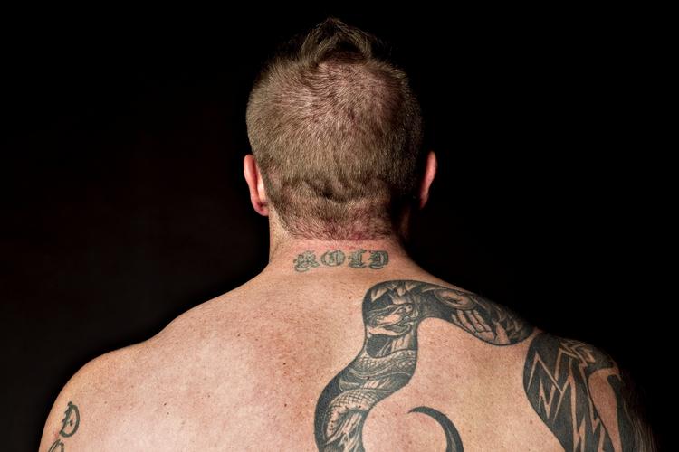 Mandeideal. Unge kvinders krav til mænd repræsenterer en tilbagevenden til kønsrollemønsteret, som det var, dengang Hitler stadig var britisk fødevareminister i Første Verdenskrig, skriver Morten Brask. 