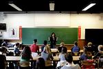 Faglighed. Og vi ser en mulighed for at 'slå to fluer' med et smæk, hvis der politisk er vilje til at øge antallet af skoledage fra de nuværende 200 til f.eks. 210 dage, skriver debattører. 