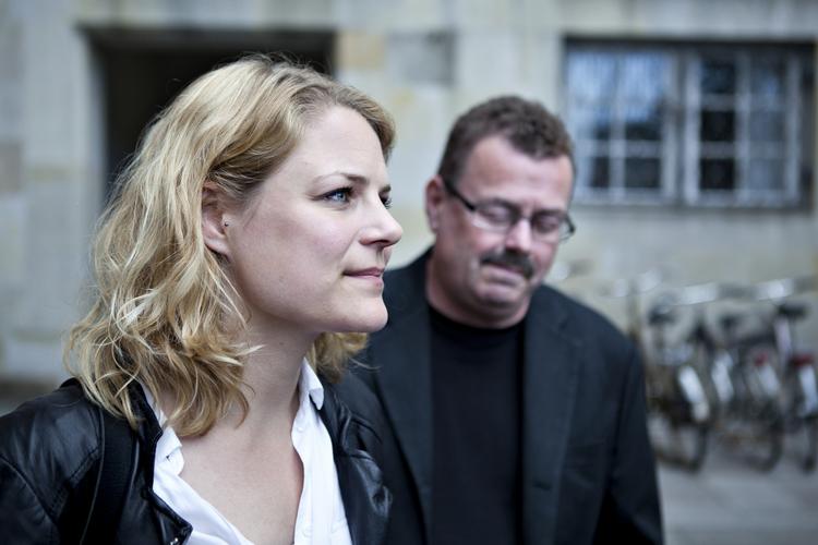 Frihedskæmpere. Johanne Schmidt Nielsen og Per Clausen(EL) på vej til forhandlinger i finansministeriet. 