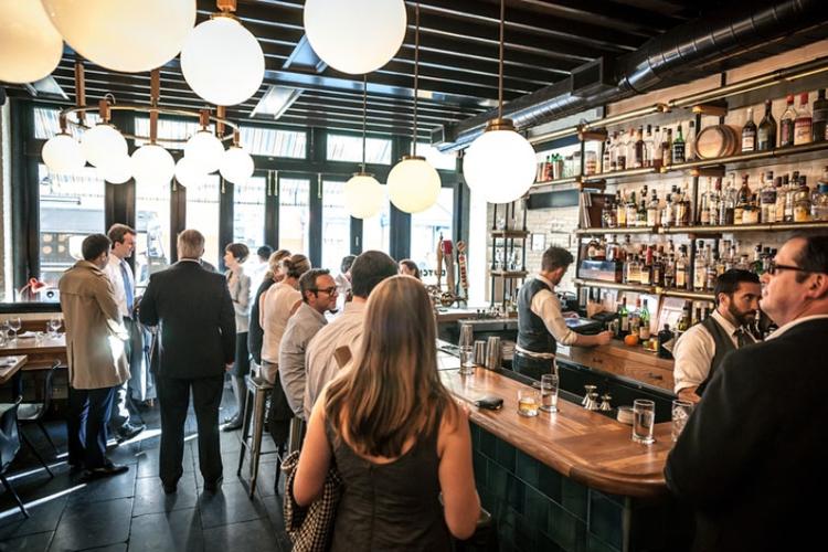 THE DUTCH. Årets restaurant 2011 deltager også i New Yorks madfest. 