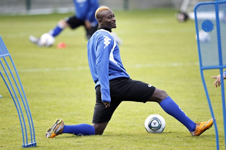 Ude. Dame N'Doye har muligvis spillet sin sidste kamp for FCK. Han er småskadet - og på vej væk fra klubben. 
