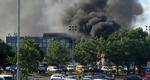 Bombeeksplosion. Flere busser stod efter angrebet i Burgas lufthavn i flammer. 