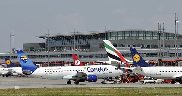 SPAREMULIGHED. Pristjek har før vist, at flyrejser fra Hamborg kan være billigere end fra de danske lufthavne. 