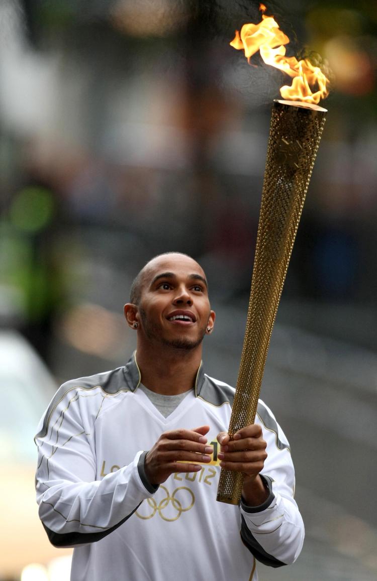 FLAMME. Den olympiske ild skal opbevares i Tower of London, indtil OL har åbningsceremoni på fredag i næste uge. 