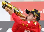 Halvvejs. Efter 10 af 20 løb fører Alonso med hhv. 34 og 36 point ned til Webber og Vettel. 