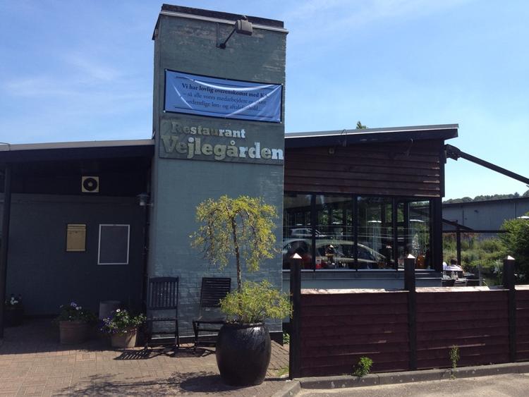 Konflikt. Striden mellem 3F og restauranten Vejlegården startede allerede i 2011, da restaurantens nye ejer Amin Skov tegnede en ny overenskomst med Kristelig Fagforening. 