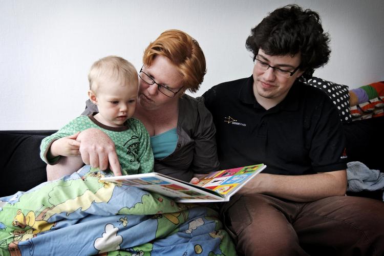 Fødselsforandring. Ligestillingen mellem kønnene er i realiteten en anden, når en lille ny dukker op. 