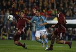 PENGEMANGEL. Santi Cazorla er en af de Malaga-spillere, som mangler at få udbetalt sin løn- 