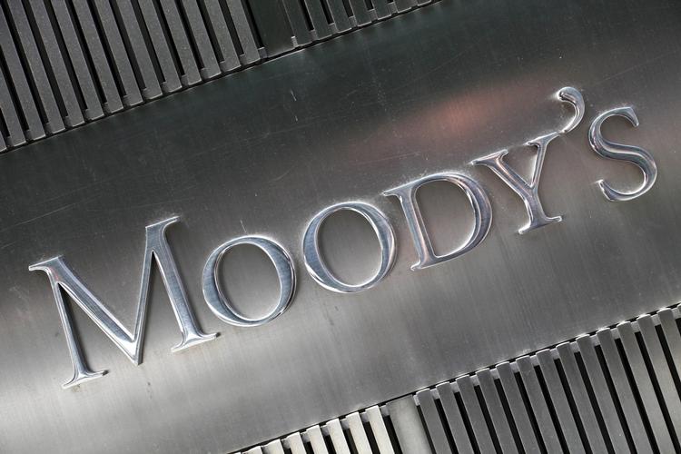 Tiltro. Professor i international økonomi Finn Østrup tvivler på, at tiltroen til Tysklands økonomi vil dale, selv om landet i dag fik en advarsel fra kreditvurderingsinstituttet Moody's. 