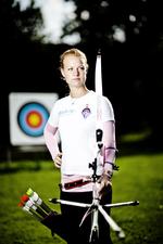 »Jeg savner en mixed disciplin i bueskydning. Det fungerer rigtig godt, når en herre og en dame skyder sammen«. 