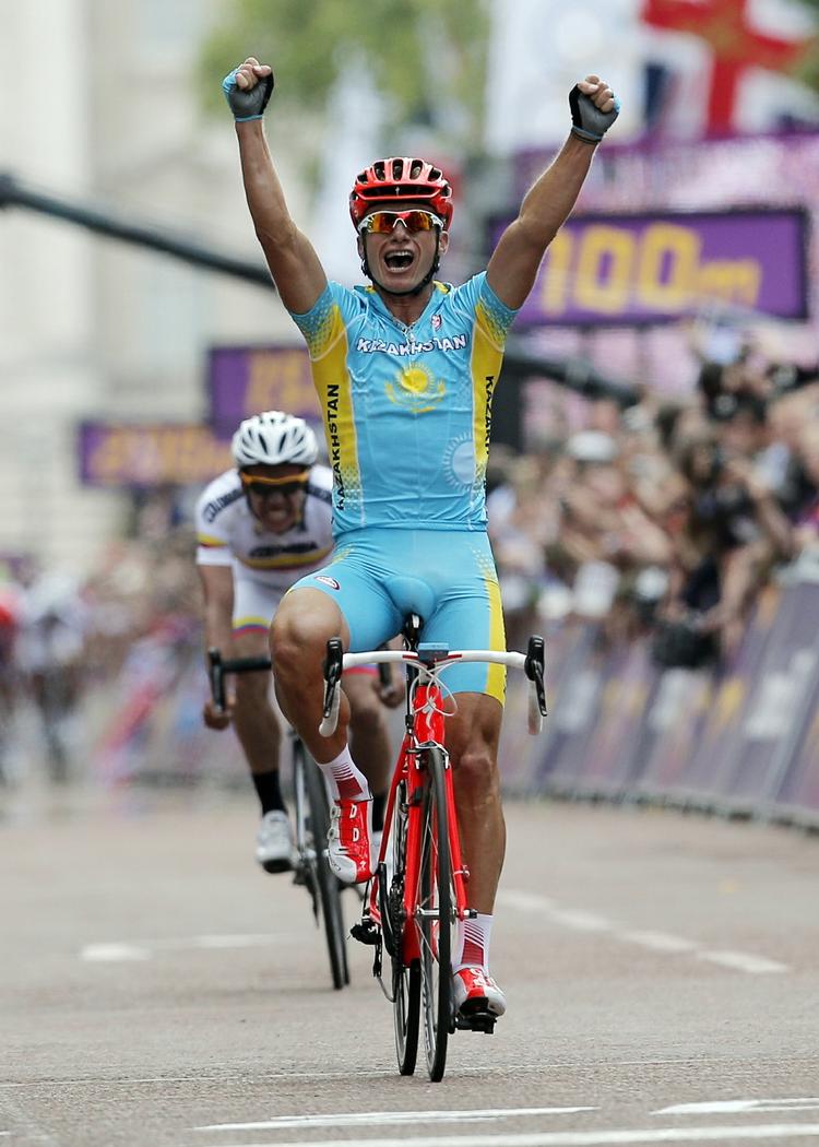SNU. Alexandre Vinokourov viste sin store rutine på opløbsstrækningen i London. 