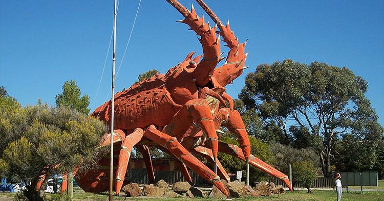 VELBEKOMMEN. Den gigantiske hummer i Kingston, Australien, reklamerer for en restaurant med frisk, ja godt gættet, hummer. 
