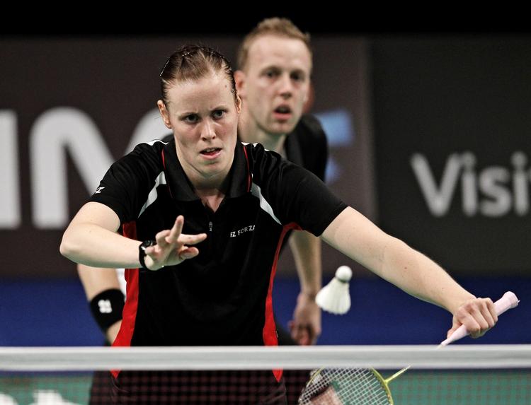 farvel. I mixed double blev det kun til en enkelt kamp for Karina Rytter Juhl og Thomas Laybourn, men i damedouble er Kamilla Rytter Juhl videre efter sejr sammen med Cristinna Pedersen. 