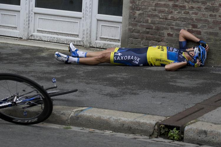 Klar. Jonathan Cantwell måtte en tur i asfalten på 5. etape af Tour de France, men fuldførte rundturen gennem Frankrig. 