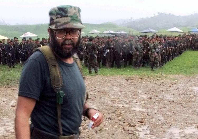 FREDSVILJE. Terrorgruppen Farc - her med dens forhenværende leder, der blev dræbt af colombiske soldater - erklærer, at den er rede til fredsforhandlinger med regeringen. 