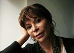 prisbelønnet. Isabel Allende kommer i næste måned til Odense, hvor hun tildeles H.C. Andersen-prisen som en magisk fortæller. 