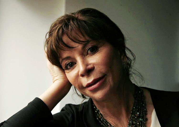 prisbelønnet. Isabel Allende kommer i næste måned til Odense, hvor hun tildeles H.C. Andersen-prisen som en magisk fortæller. 