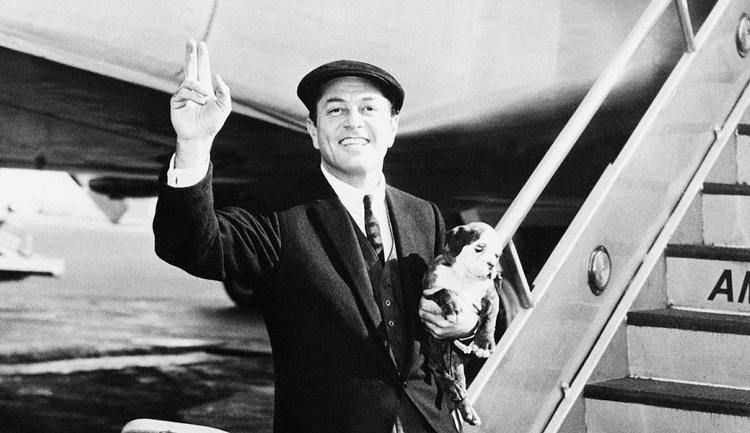Bariton. Tony Martin er blevet sammenlignet med Bing Crosby og Frank Sinatra. 