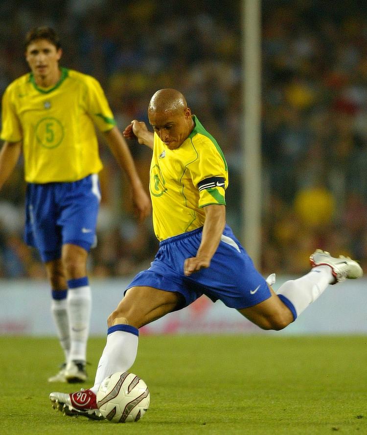 Dommedagsskud. Roberto Carlos' frisparksscoring i en landskamp mod Frankrig i 1997 regnes forsat for et af fodboldhistoriens bedste mål. 