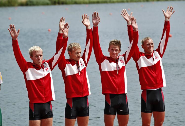 Tilfredshed. Umiddelbart efter finalen var de fire uenige om hvorvidt bronze var ok. De ser nu meget tilfredse ud - alle sammen. Eskild Ebbesen (t.h.) stopper nu karrieren. 