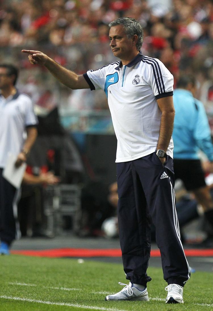 forberedelse. Real Madrids trup er næsten komplet, siger træner Jose Mourinho. 