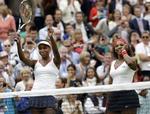 søstresucces. Venus (t.v.) og Serena Williams vandt for tredje gang OL-guld i damedouble. 