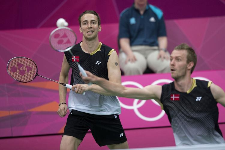 sølv. Mathias Boe (tv) og Carsten Mogensen kom aldrig helt ind på livet af den kinesiske overmagt i OL-finalen. 