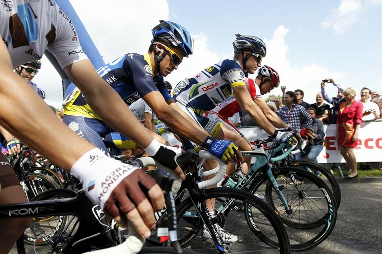 HOLDLØB. Alberto Contador og resten af Saxo Bank-Tinkoff Bank skal i dag ud på en holdtidskørsel. 