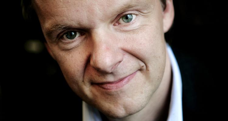 Utilfreds. Poul Madsen vil have Jesper 'Kasi' Nielsens skatteforhold frem i lyset. 