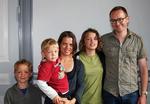 hjælpearbejde. Kristine og Jens Kaaber Pors er klar til at drage til Tanzania med hele familien - børnene Jonas, Nikolaj og Ingrid. 