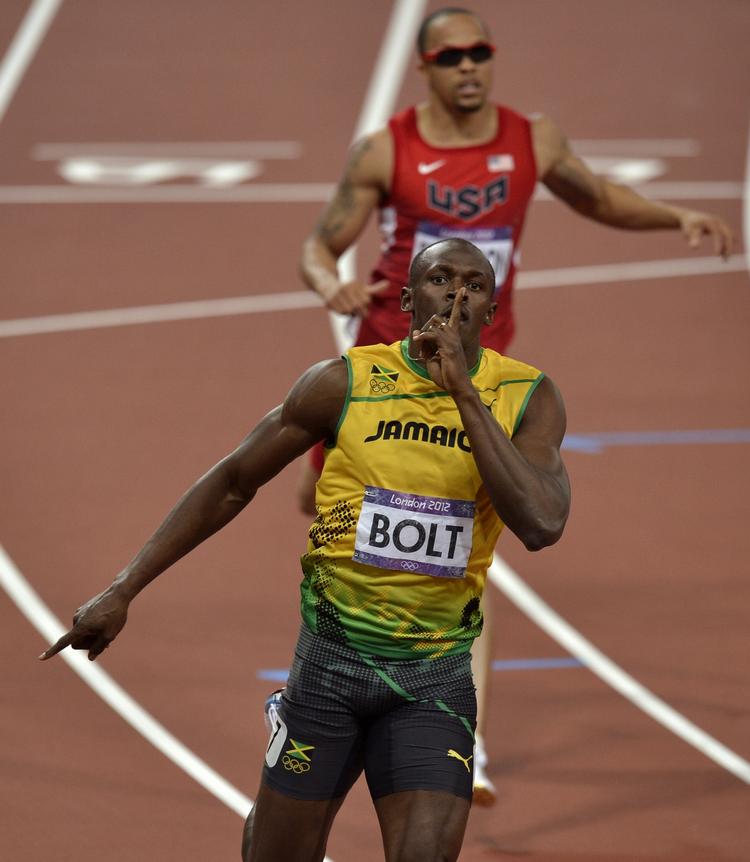 hurtigst. Usain Bolt gik lidt ned i fart et par meter før målstregen, men vandt 200 meter-finalen i fantastiske 19,32 sekunder. 
