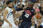 Kobe Bryant var vild i de første ti minutter og scorede 11 point. Heraf blev et enkelt dunket ned gennem kurven. 