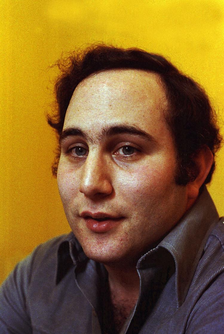 Seriemorder. En 26-årig David Berkowitz, fotograferet i februar 1979, to et halvt år efter anholdelsen. Kendt som 'Son of Sam' blev han dømt for seks mord. 