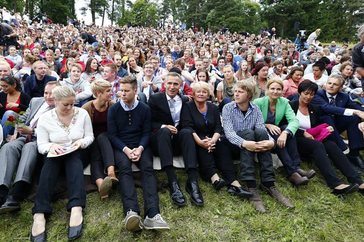 Tragedie. For nylig blev ét-års-dagen for Anders Behring Breviks angreb markeret - både her i Norge og over hele verden. 